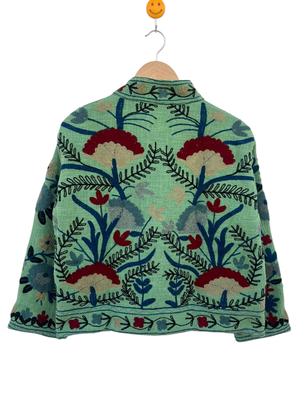 Handgemachte mintgrüne TNT Suzani Jacke – Boho Blumen bestickter Mantel – TNT10