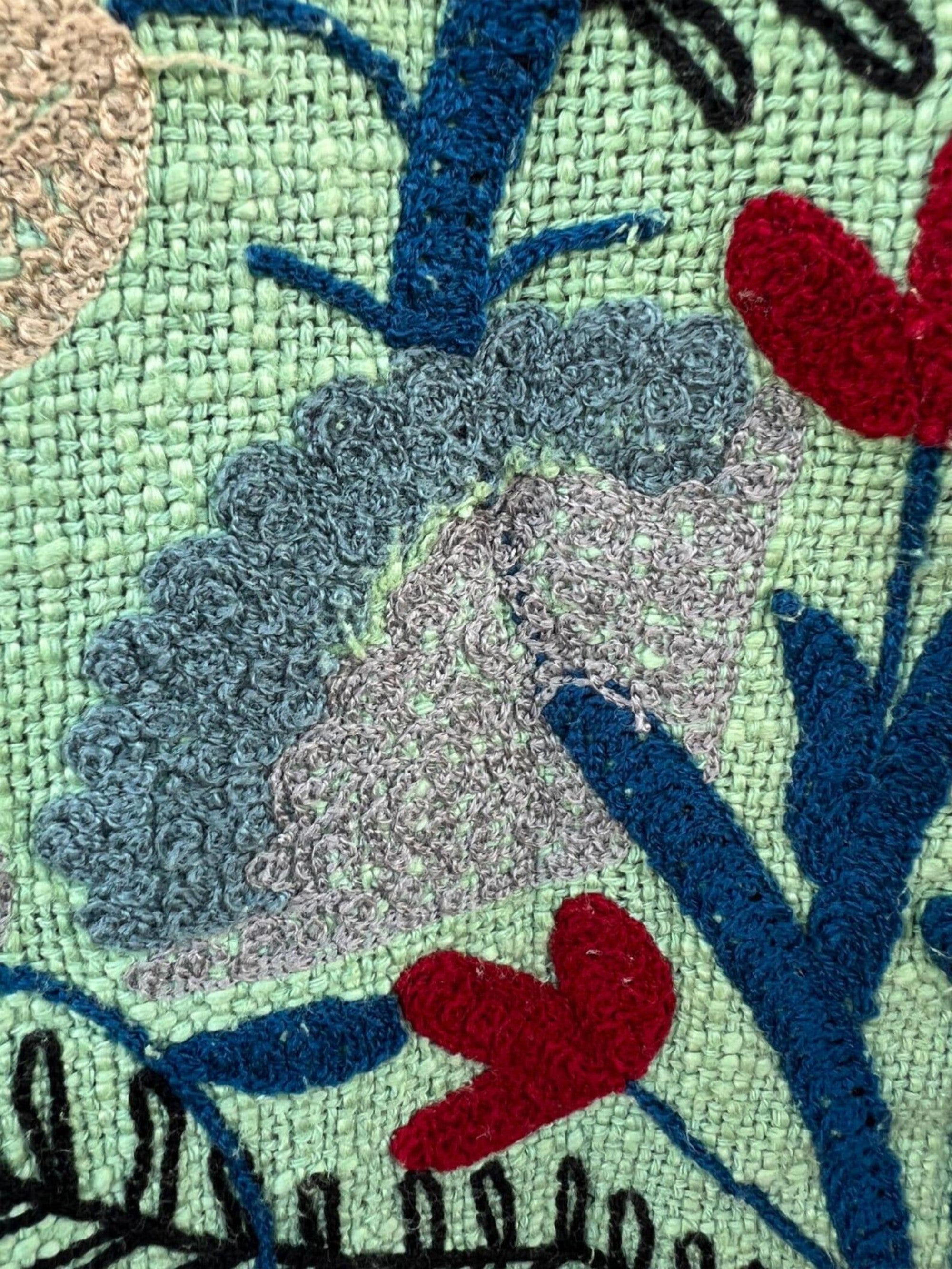 Handgemachte mintgrüne TNT Suzani Jacke – Boho Blumen bestickter Mantel – TNT10