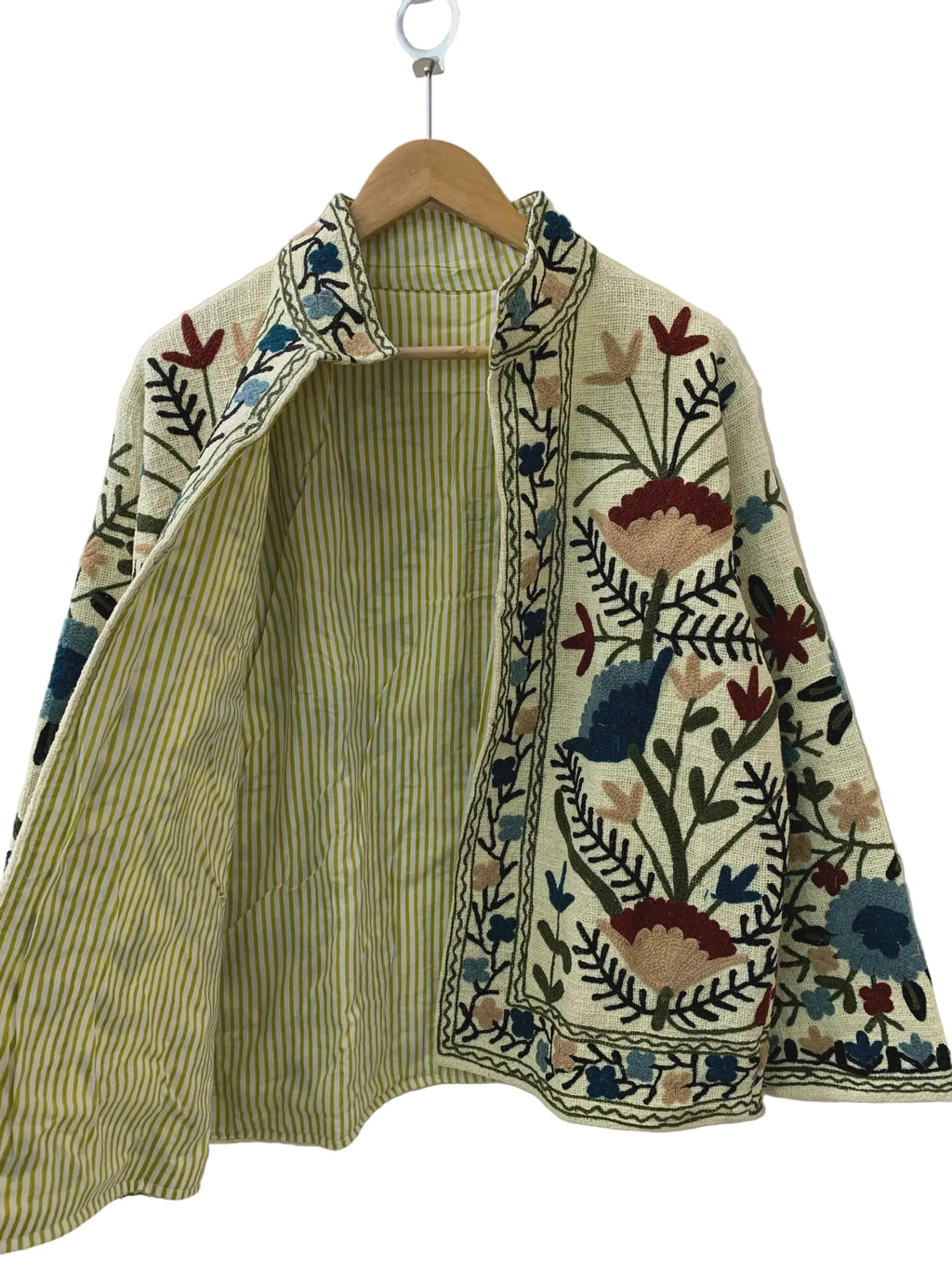 Giacca Suzani TNT Bianca e Rossa Fatta a Mano – Cappotto Boho Ricamato Botanico-TNT15
